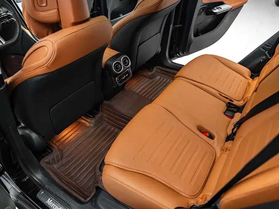 Mercedes-Benz GLC 2023 GLC 260 L 4MATIC Luxury 7-Seater фото 27