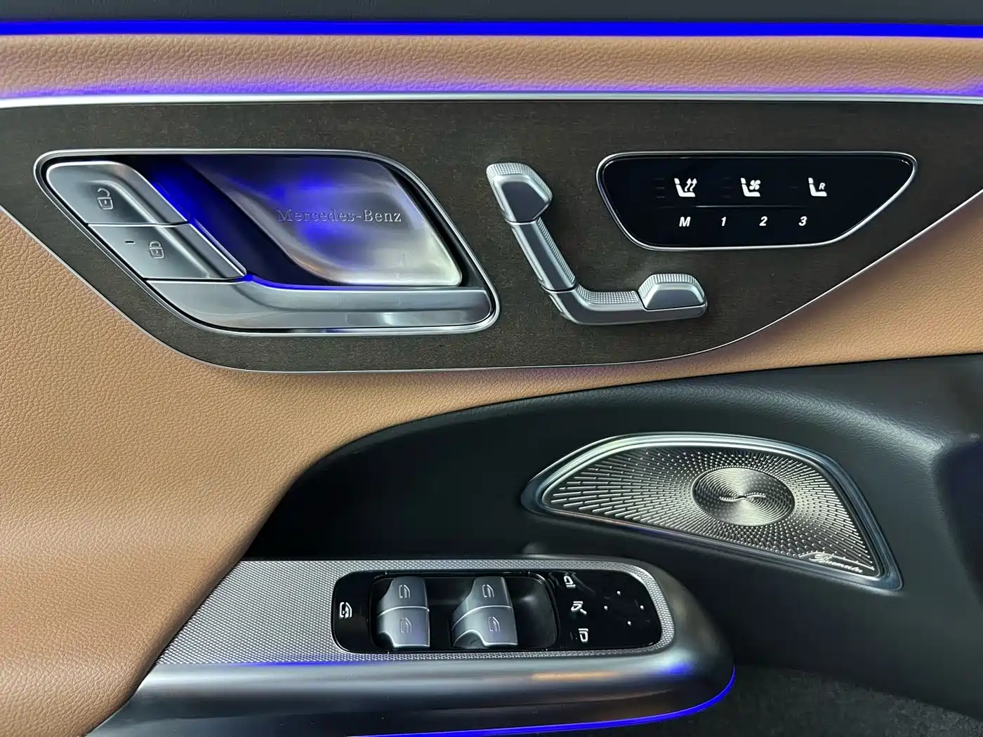 Mercedes-Benz E-Class 2025 E 300 L Luxury фото 19