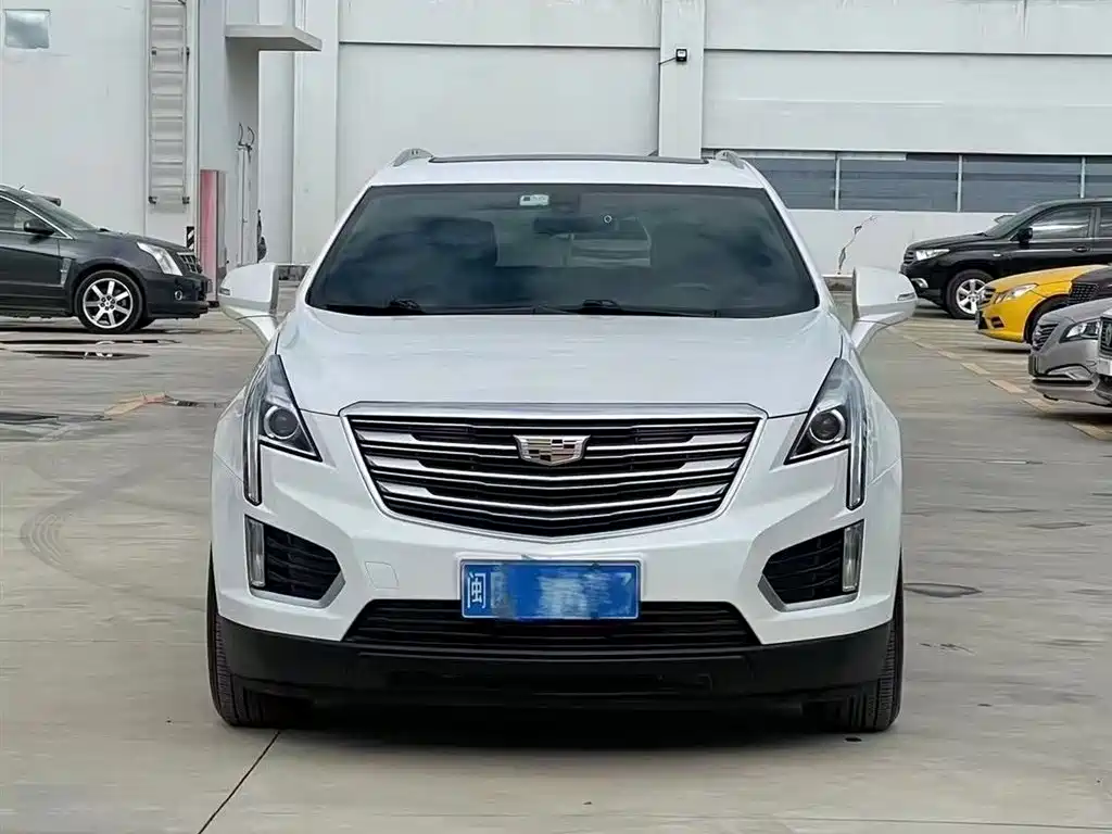 Cadillac XT5 2020 28T Luxury Model фото 2