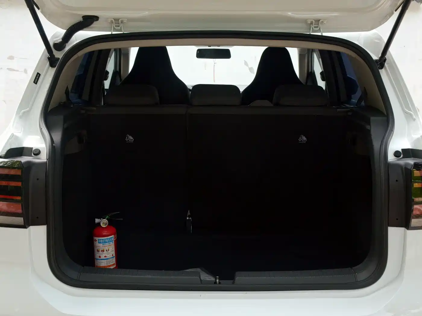 Volkswagen T-Cross 2023 1.5L Automatic Trend Edition фото 12