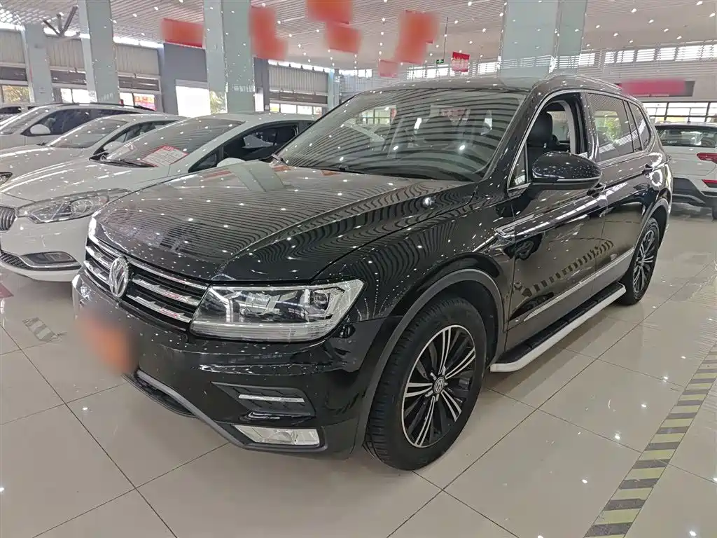 Volkswagen Tiguan L 2020 330TSI Auto 2WD Panorama Comfort China VI фото 2