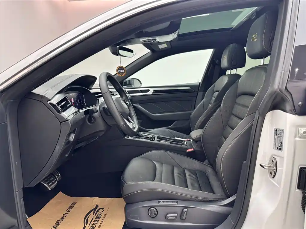 Volkswagen FAW-Volkswagen CC 2021 380TSI Eye-catching Edition фото 8