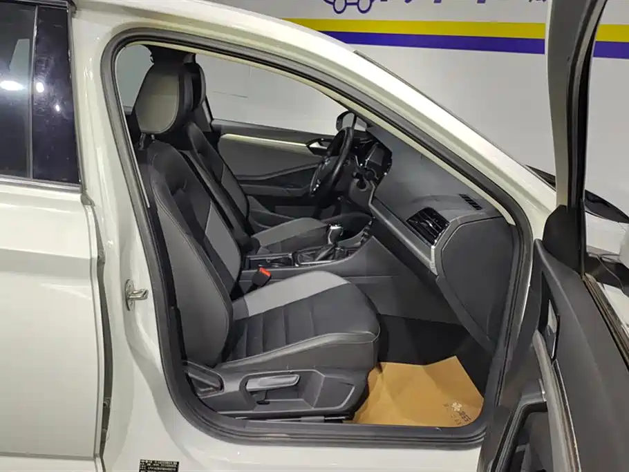 Volkswagen Sagitar 2021 200TSI DSG Comfort Smart Edition фото 8