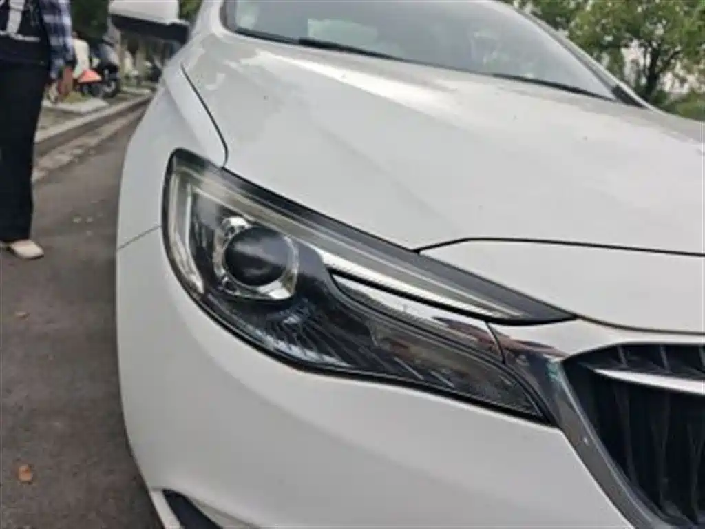 Buick Excelle 2018 15T DCT Progressive (China V) фото 12
