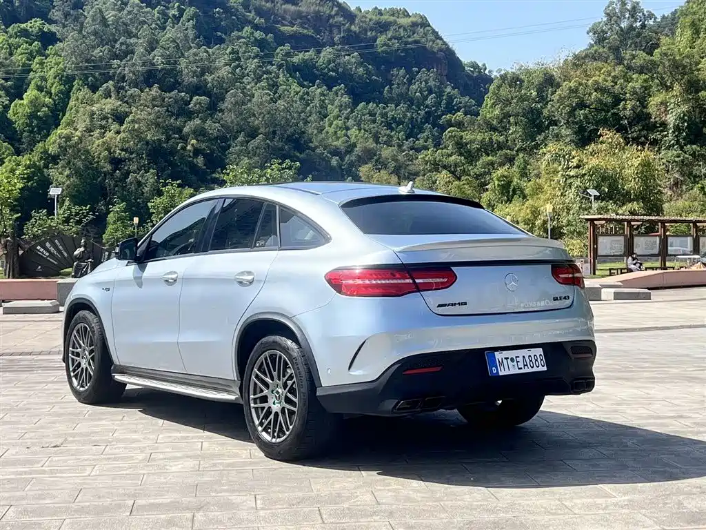 Mercedes-Benz GLE Coupe 2015 GLE 320 4MATIC Coupe SUV фото 7