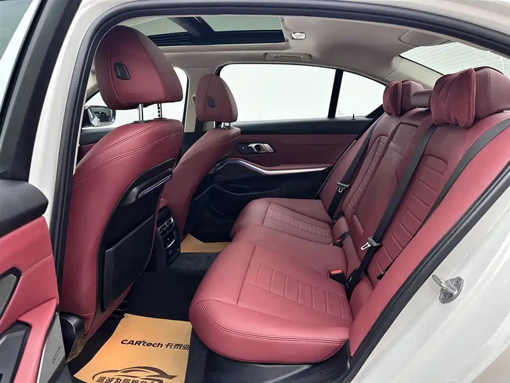 BMW 3 Series 2021 330Li xDrive M Sport Night Edition фото 9