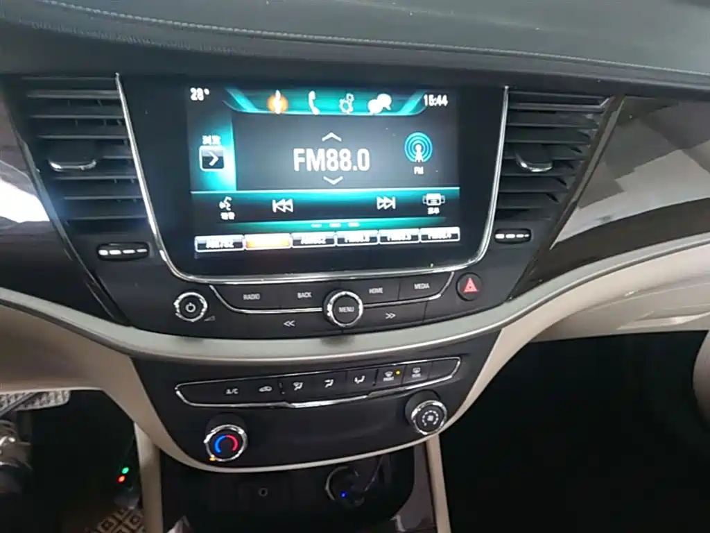 Buick Verano 2018 Sedan 15S Automatic Leading фото 13