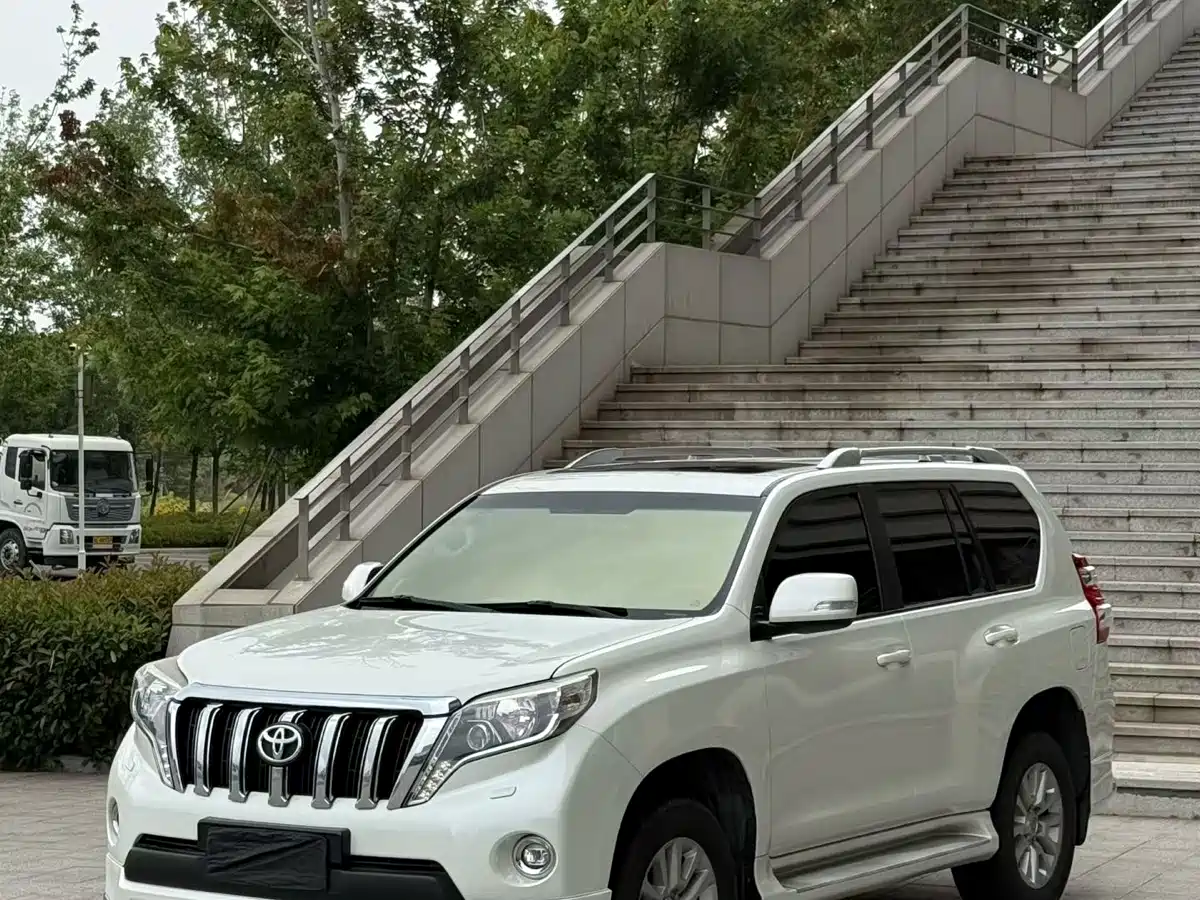 Toyota Prado (Import) 2016 2014 2.7L Automatic Luxury