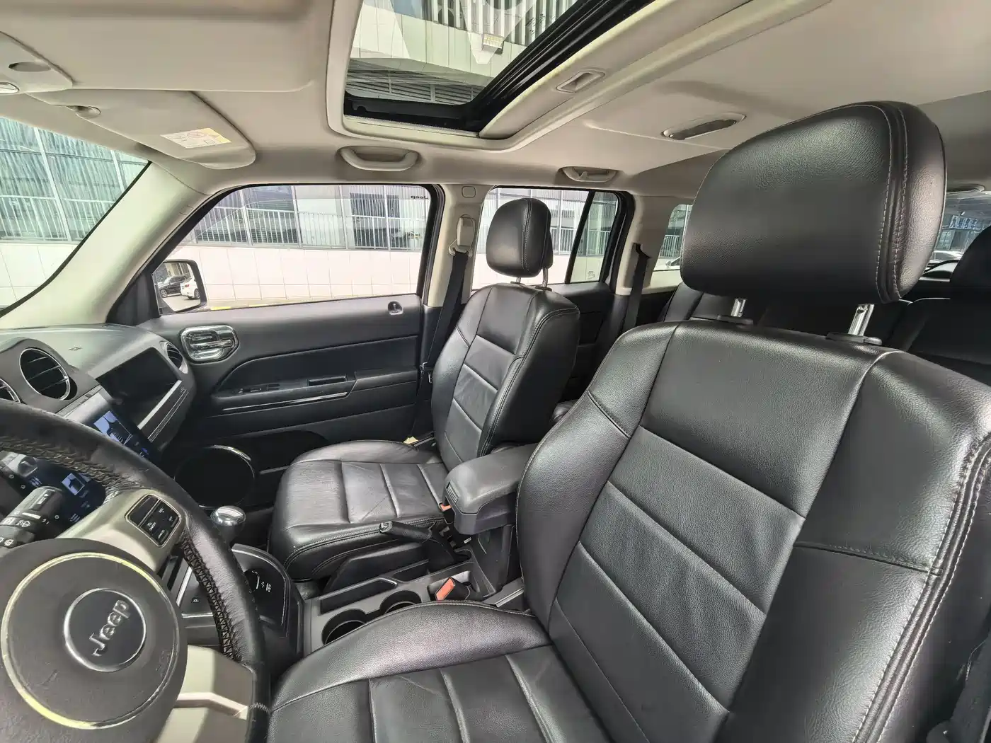 Jeep Patriot 2014 2014 2.4L Luxury Navigation