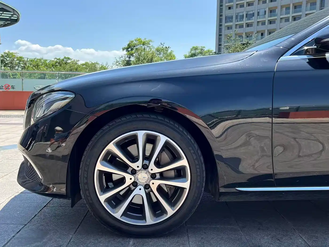 Mercedes-Benz E-Class 2016 E 300 L Fashion Type фото 8