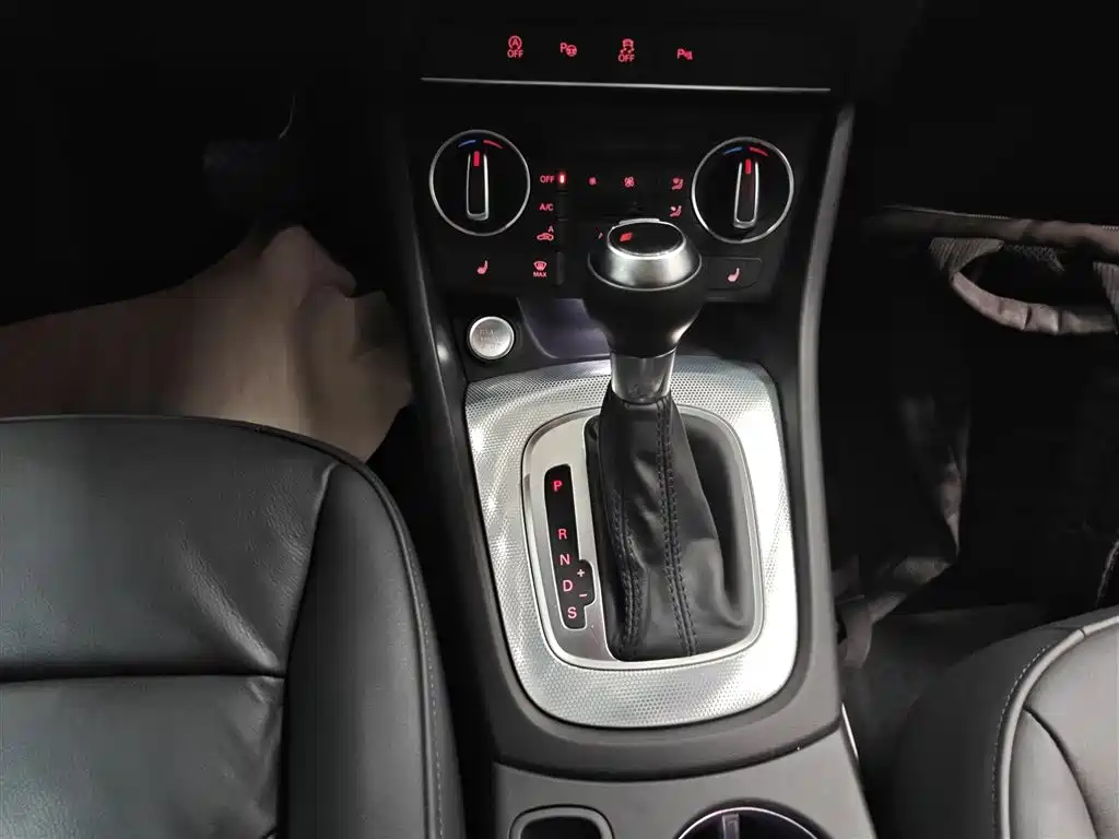 Audi Q3 2017 35 TFSI Style фото 14