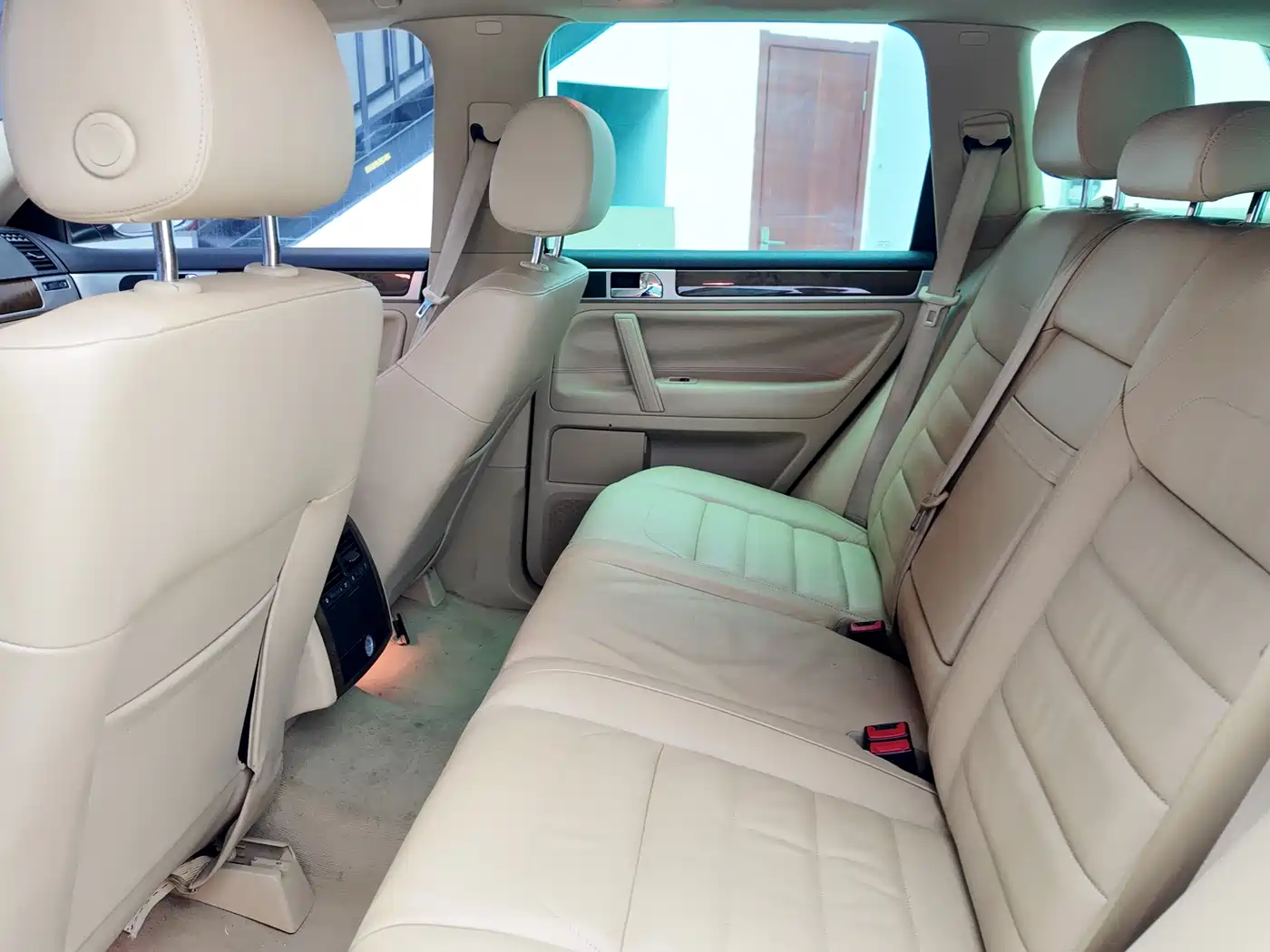 Volkswagen Touareg 2010 3.6 Limited Comfort Edition фото 10