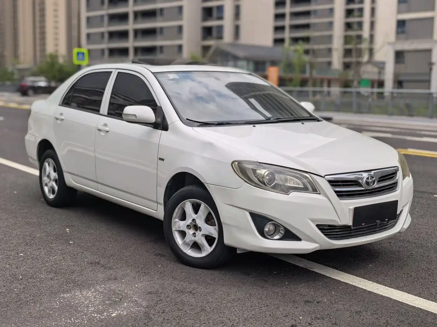 Toyota Corolla 2013 1.6L Manual Excellence Edition фото 3