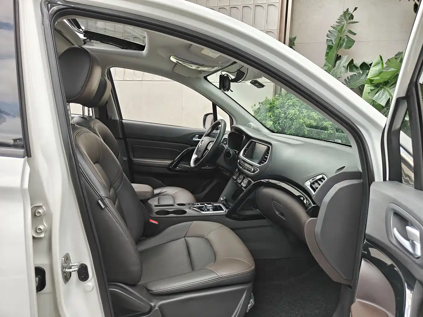 GAC Group Shirui PHEV 2019 2019 Luxury Edition