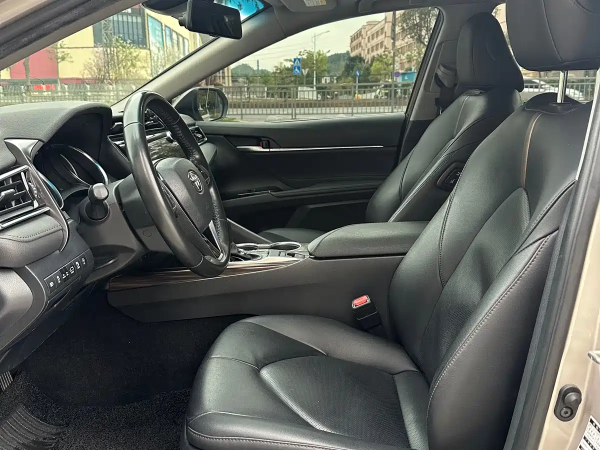 Toyota Camry 2019 2.0G Luxury (China V) фото 7