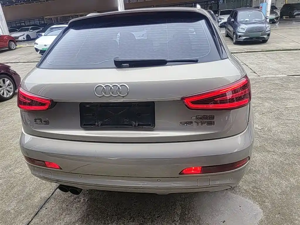 Audi Q3 2015 35 TFSI Comfort фото 6
