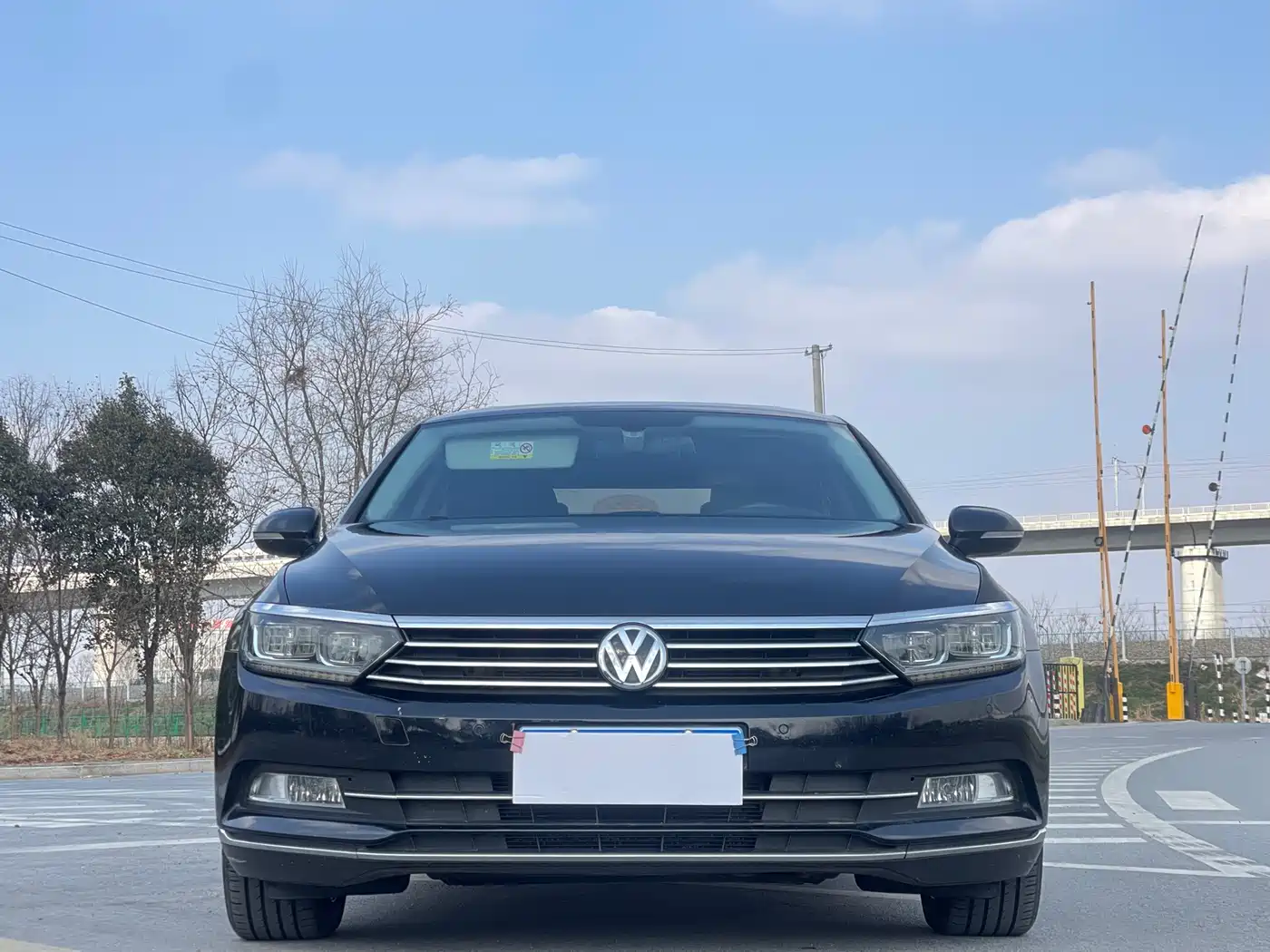 Volkswagen Magotan 2018 Facelift 330TSI DSG Luxury фото 2