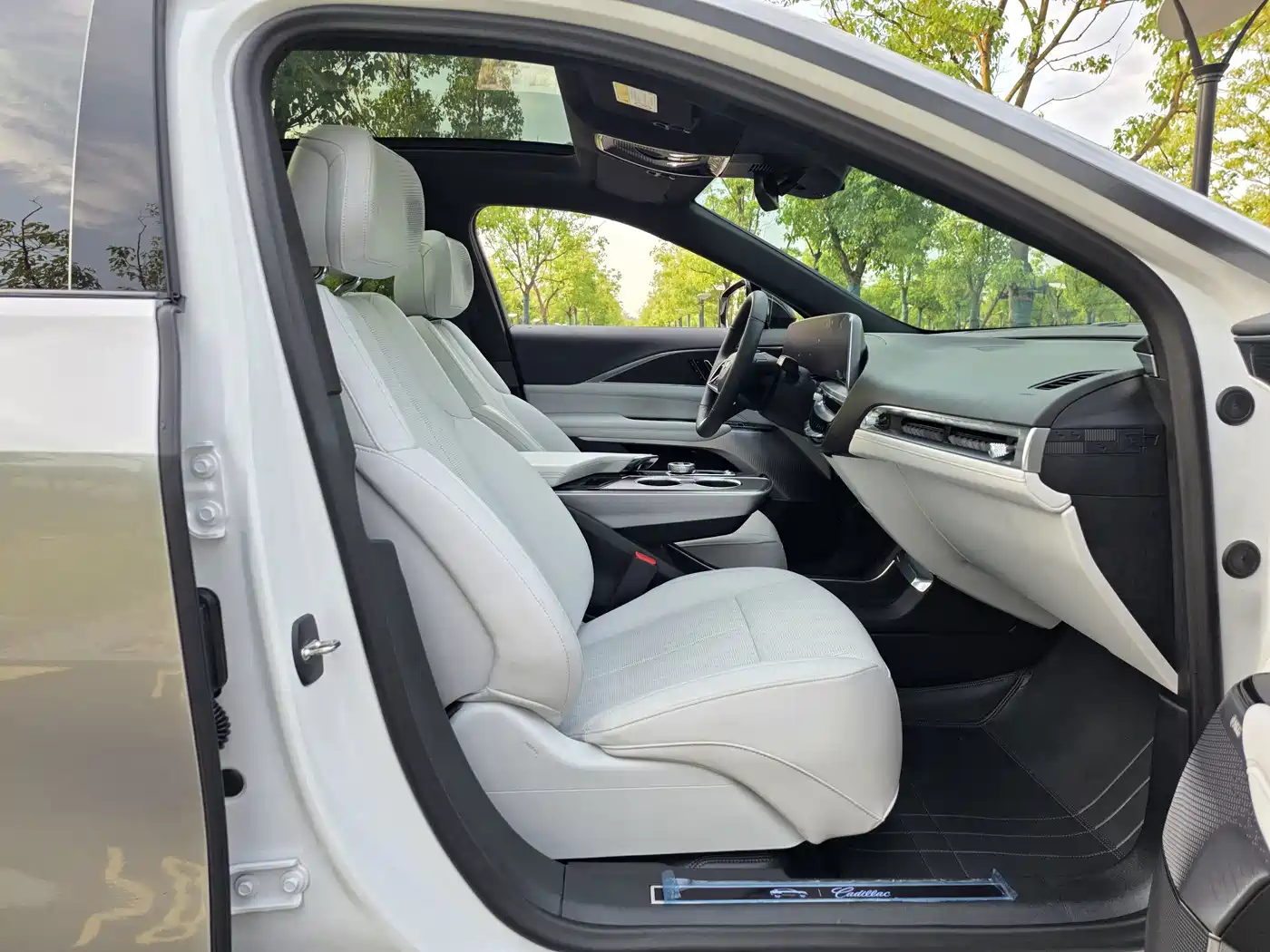 Cadillac IQ Rui Ge 2024 2024 RWD Standard Range Luxury Edition