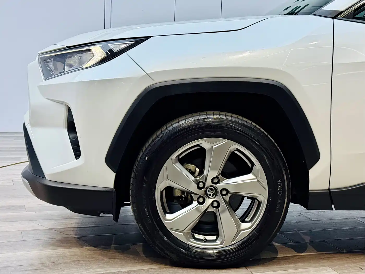 Toyota RAV4 Rongfang 2022 2.0L CVT 2WD Trend Plus Edition фото 27