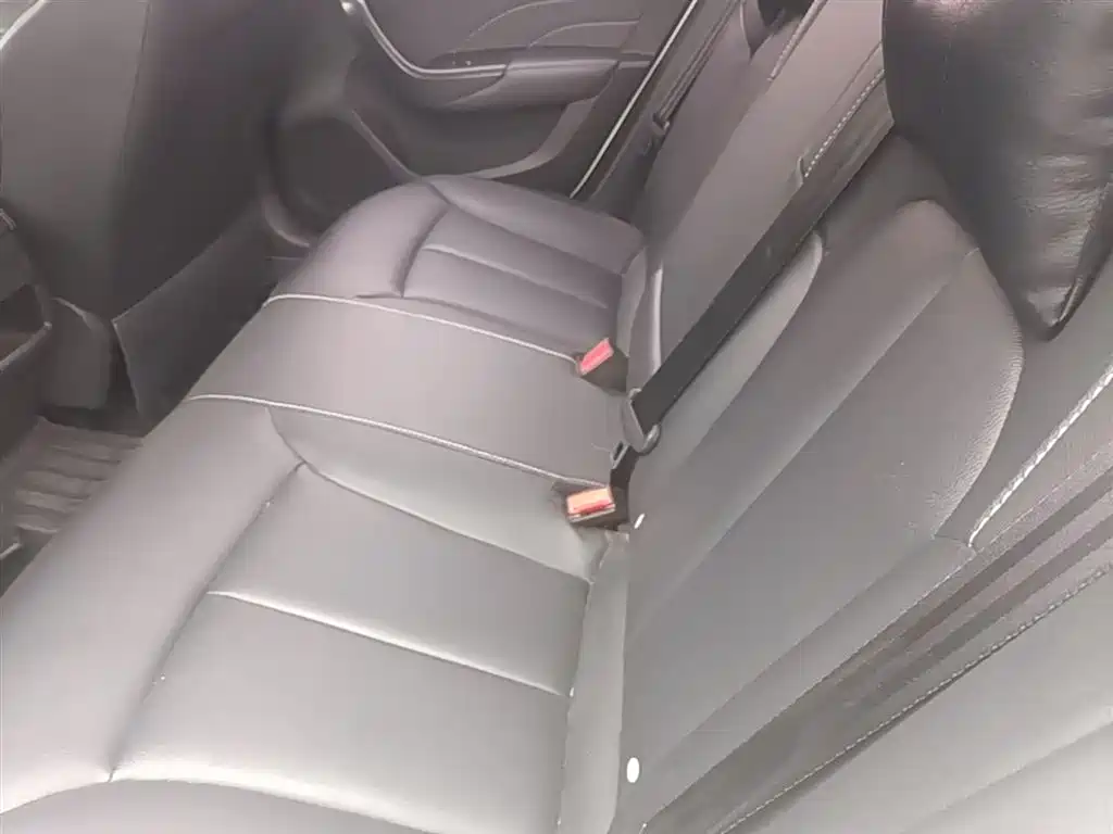 Roewe i6 2019 2018 20T Automatic Flagship Edition