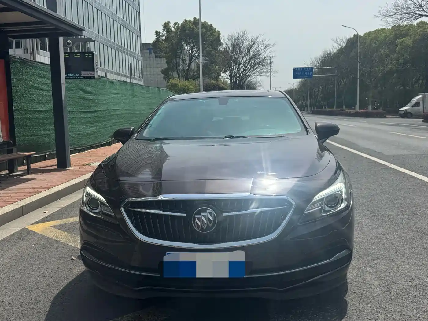 Buick LaCrosse 2016 Facelift 28T Elite фото 2