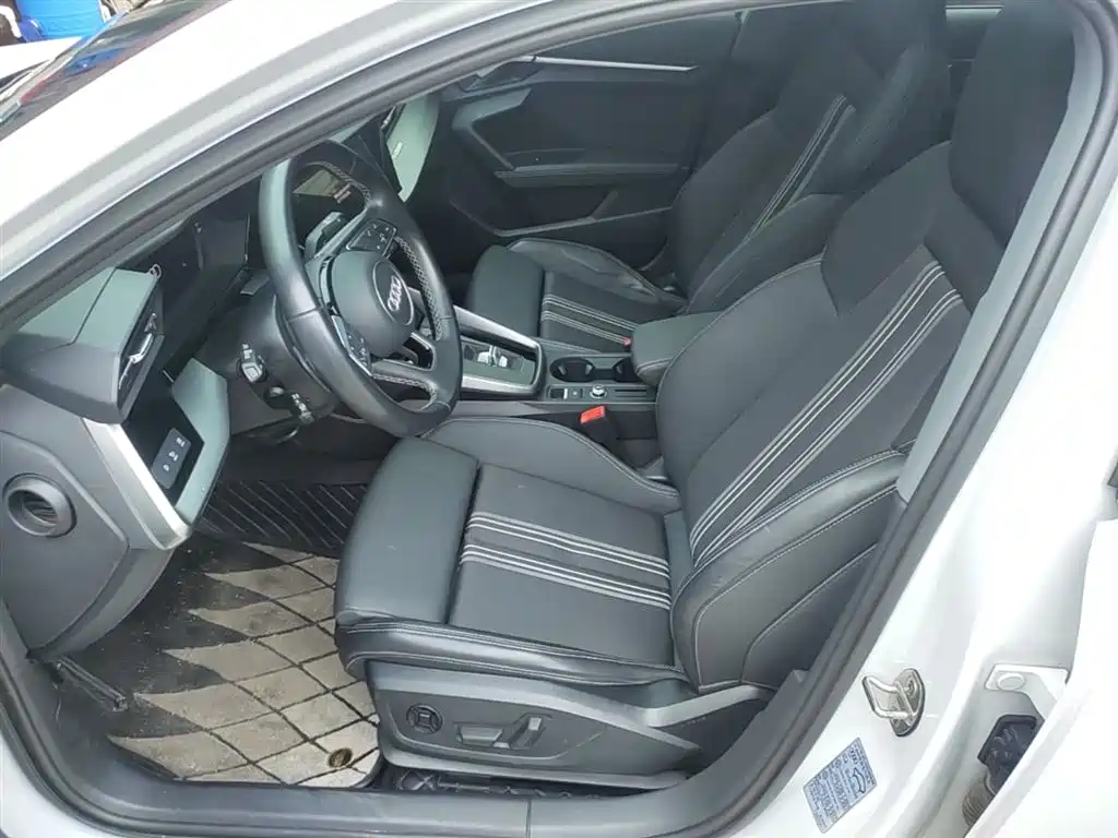 Audi A3 2024 Model A3L Limousine 35 TFSI Fashion Sport фото 15