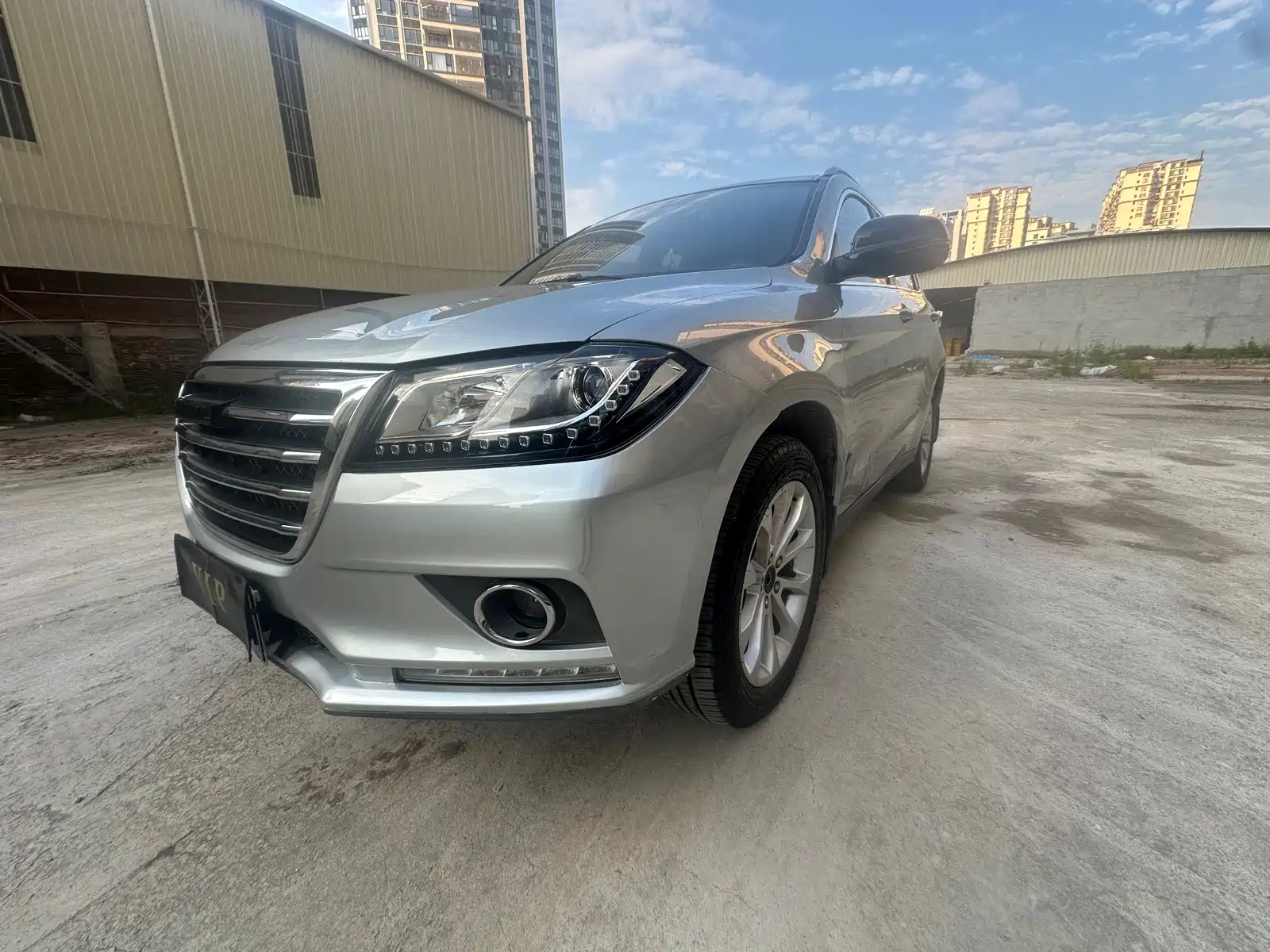 Фото 11 - Haval H2
