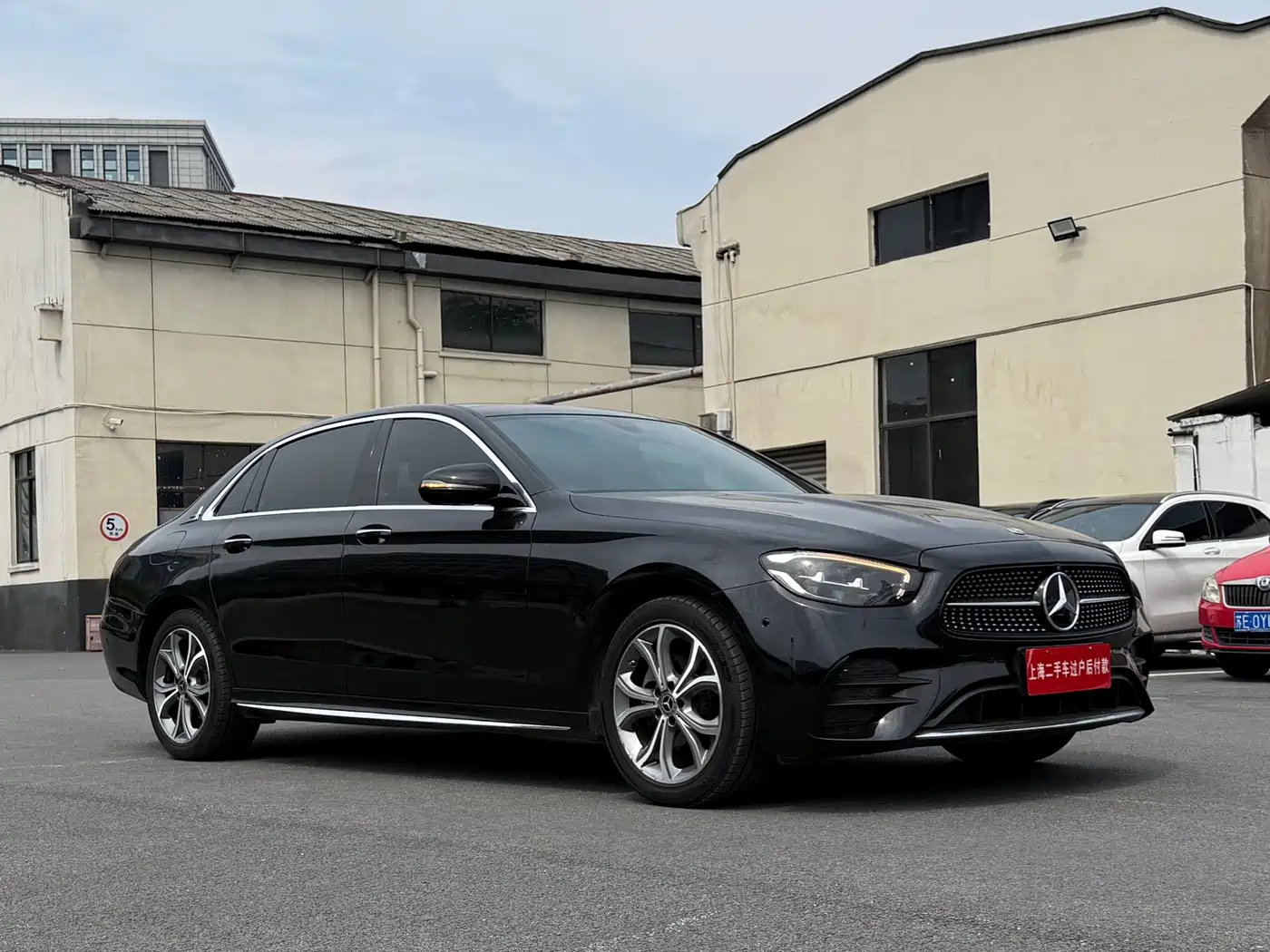 Mercedes-Benz E-Class 2021 E 300 L Sport Fashion фото 2