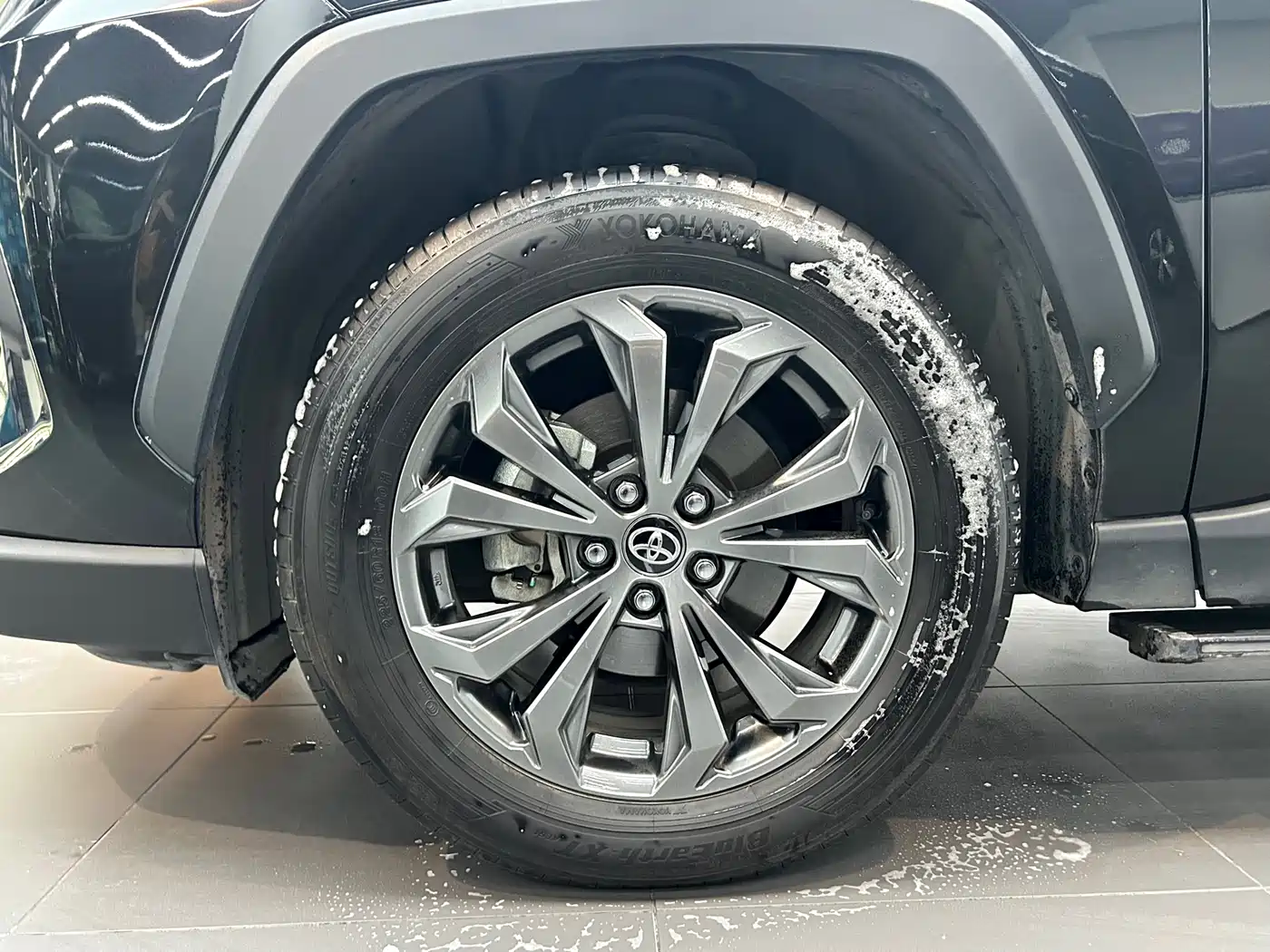 Toyota RAV4 Rongfang 2023 2.0L CVT FWD Style Plus Edition фото 16