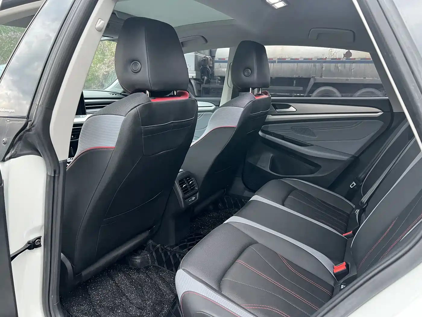 Volkswagen Lamando 2023 Lamando L 280TSI DSG Cool Edition фото 9