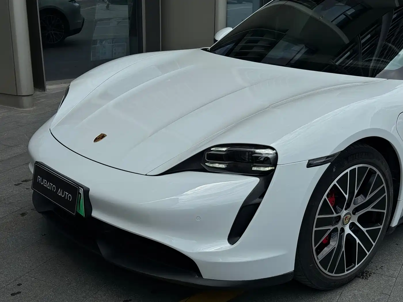 Porsche Taycan 2020 Taycan фото 7