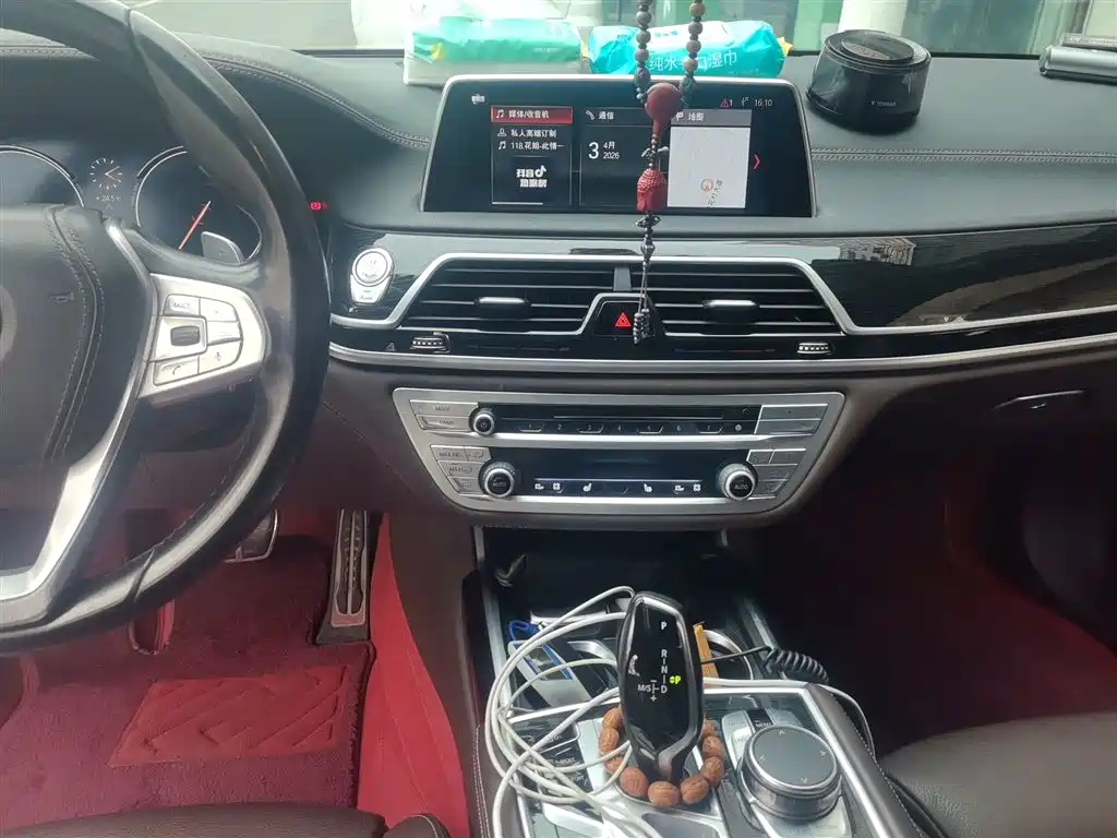 BMW 7 Series 2018 730Li Leading Type M Sport Package фото 13