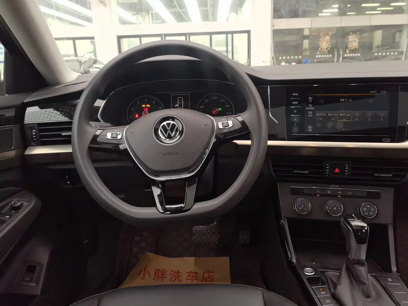 Volkswagen Passat 2021 Model 280TSI Business Edition фото 12