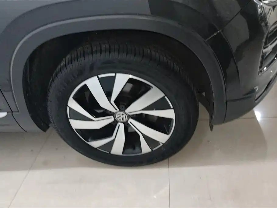 Volkswagen Tayron 2020 330TSI 2WD Luxury Smart Edition фото 6