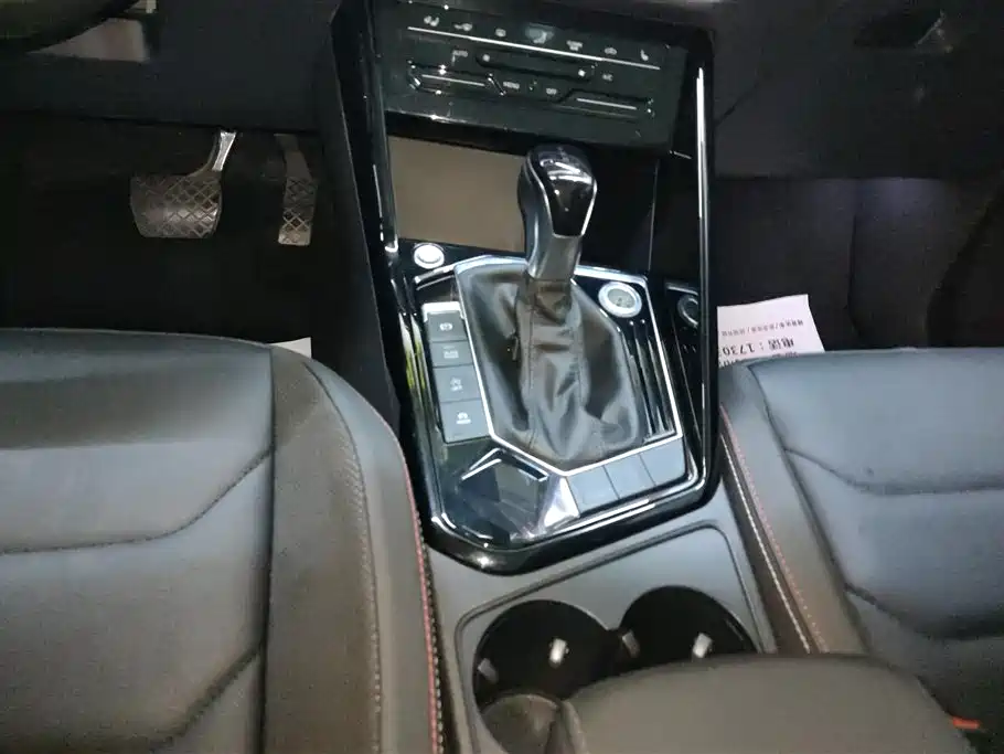 Volkswagen Tayron 2020 330TSI 2WD Luxury Smart Edition фото 16