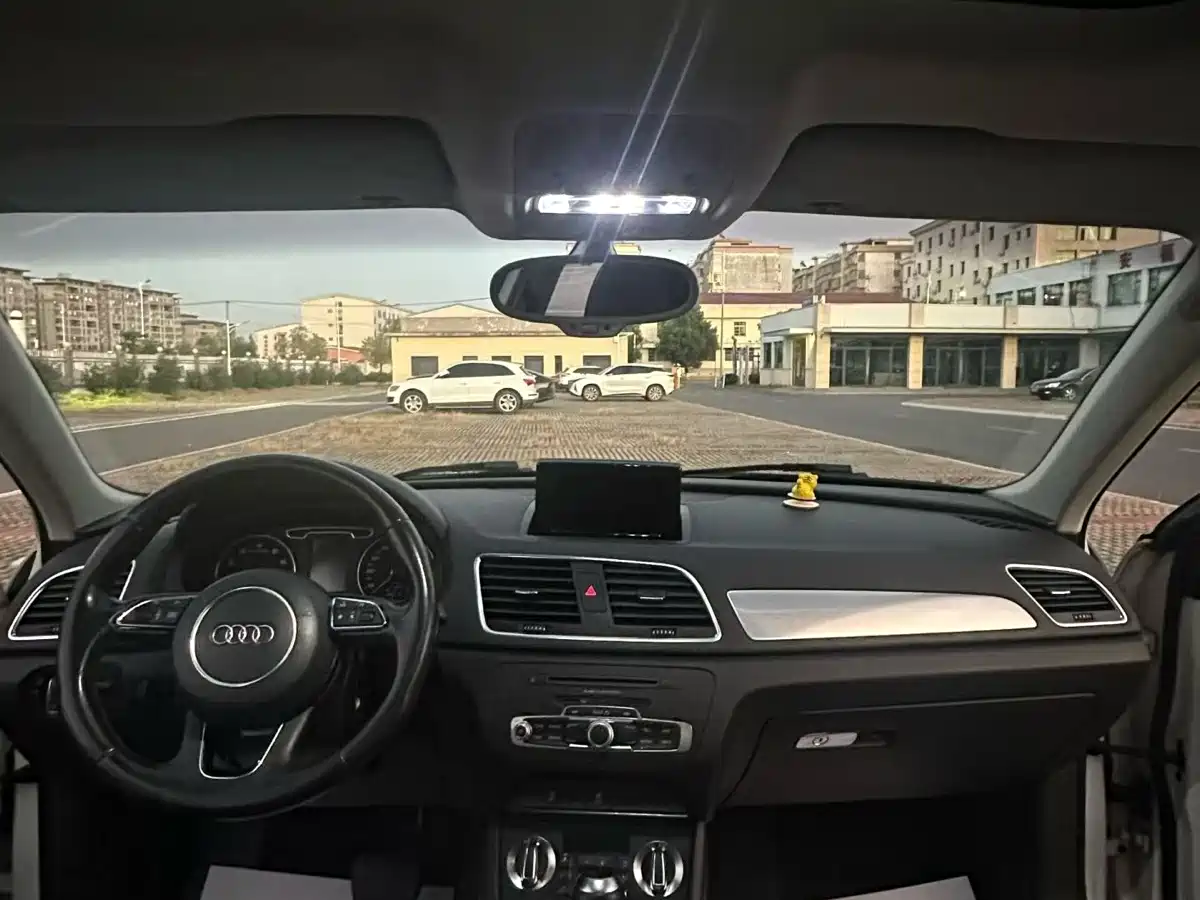 Audi Q3 2013 35 TFSI quattro Comfort фото 9