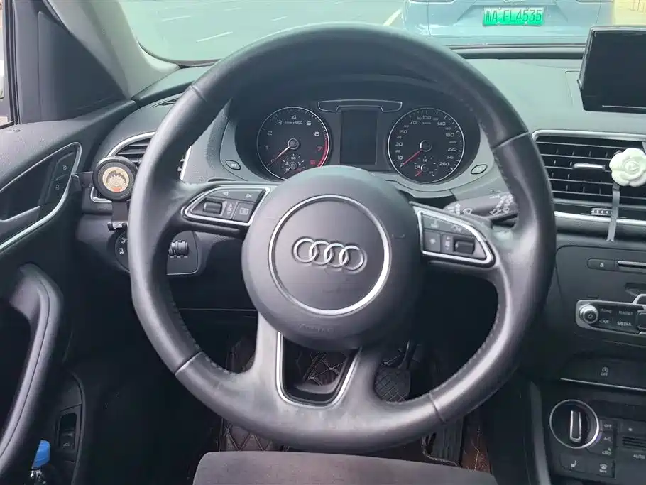 Audi Q3 2017 35 TFSI Sport фото 15