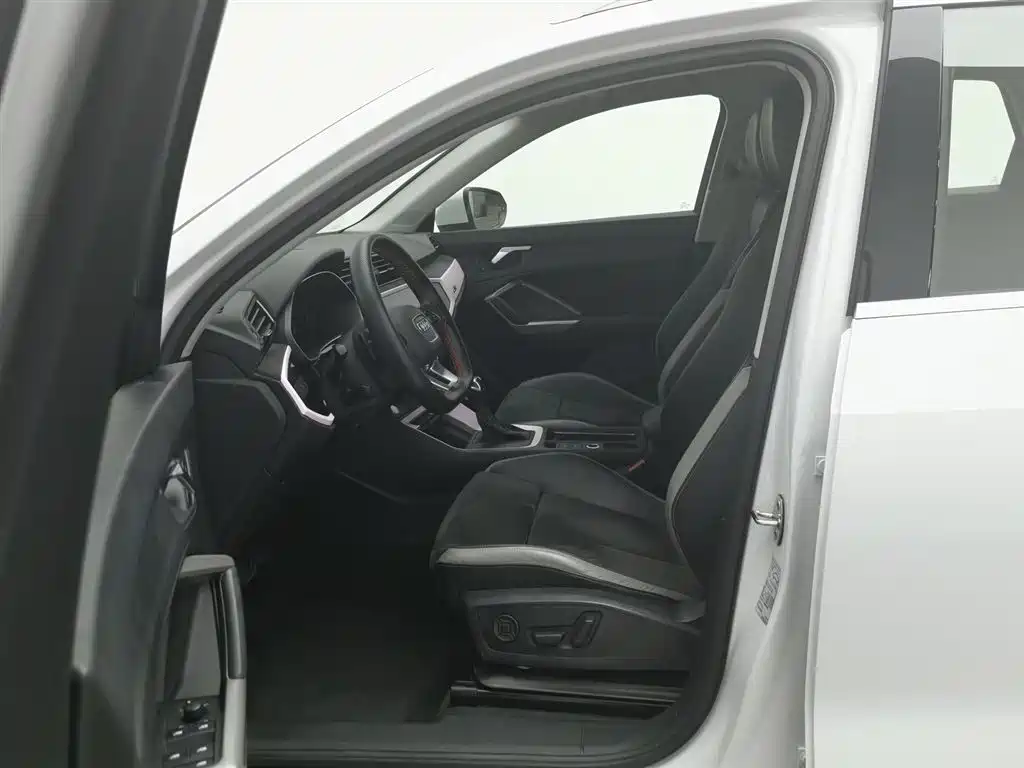 Audi Q3 2020 35 TFSI Fashion Dynamic фото 10