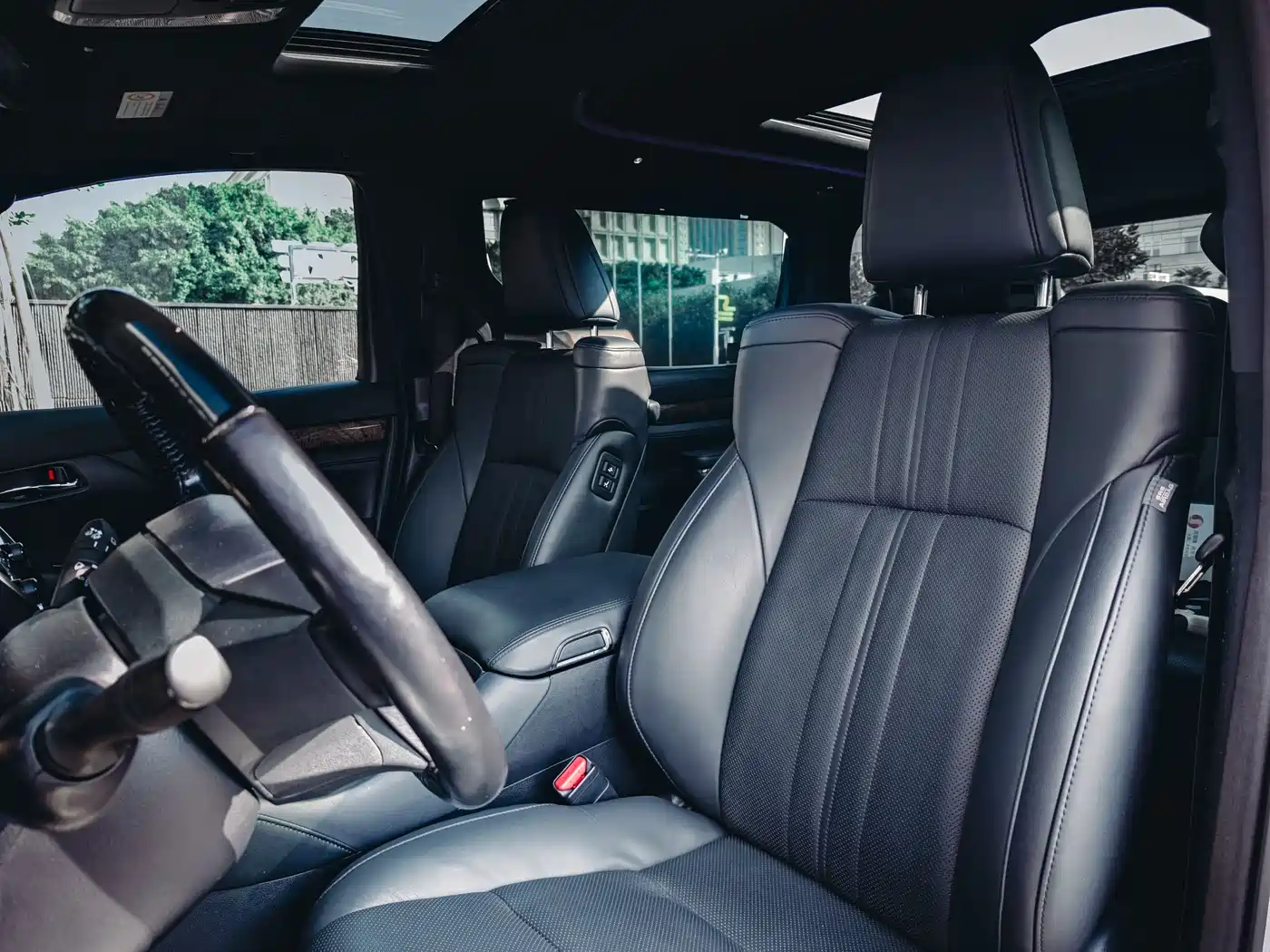 Toyota Alphard 2021 Hybrid 2.5L Premium фото 8