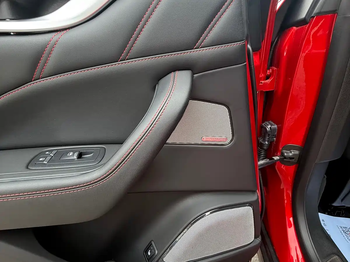 Maserati Levante 2019 3.8T GTS фото 13