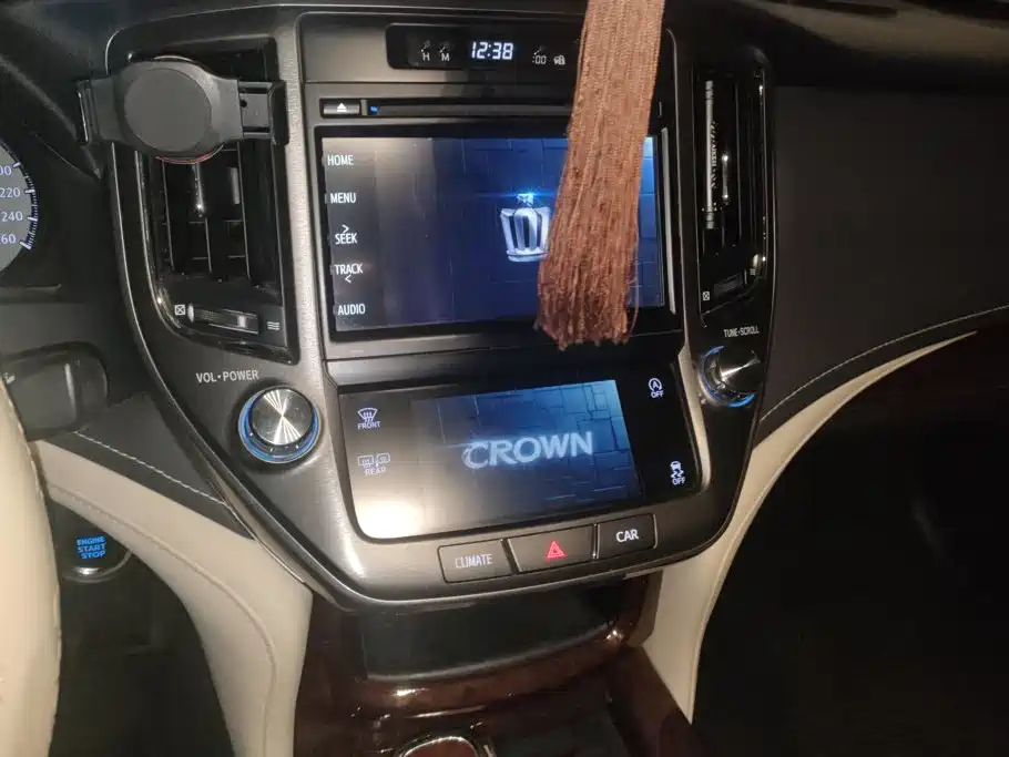 Toyota Crown 2019 2018 2.0T Fashion Edition