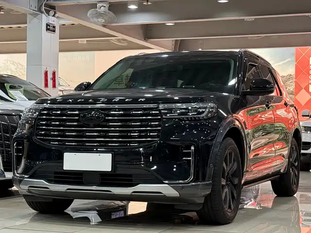Ford Explorer EcoBoost 285, полный привод, Titanium, 6 мест