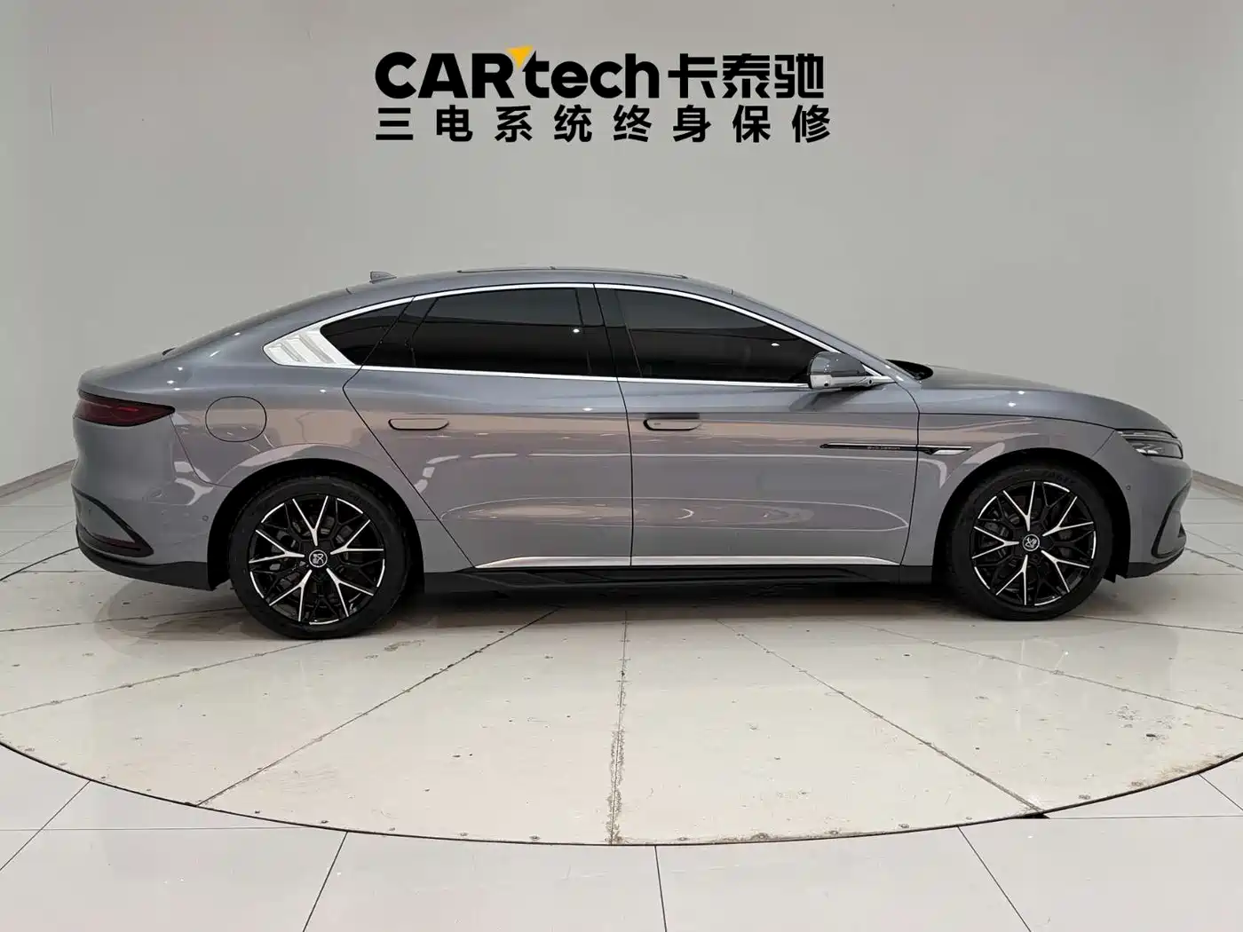BYD Han 2024 EV Glory Edition 610KM AWD Celestial Eye Smart Driving фото 10