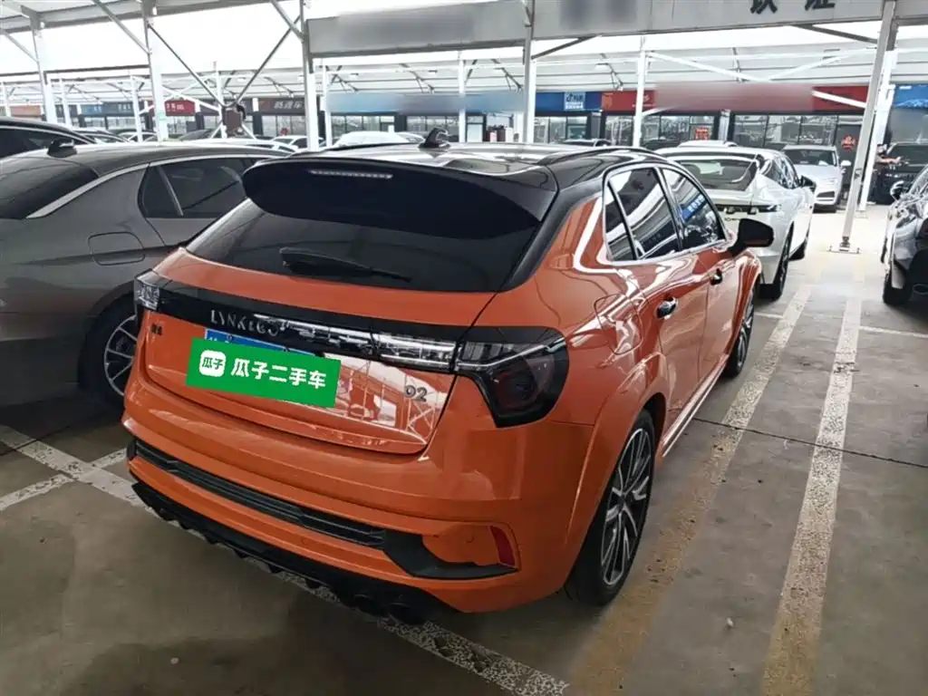Lynk & Co 02 Hatchback 2021 2.0TD Halo фото 5
