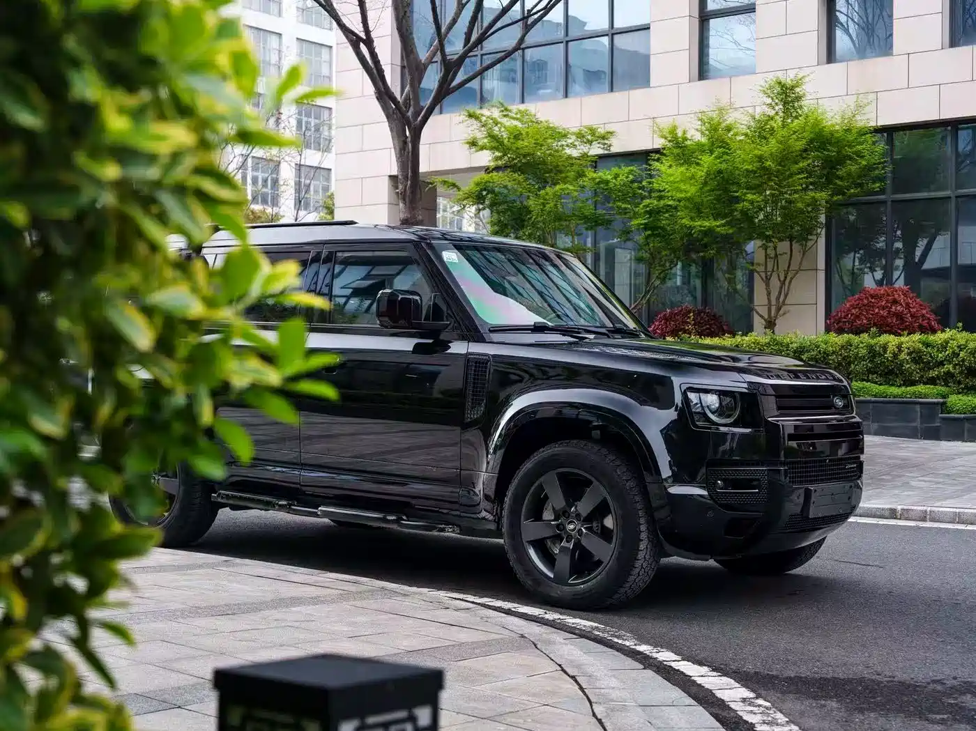Land Rover Defender 2022 110 P400 X-DYNAMIC HSE фото 10