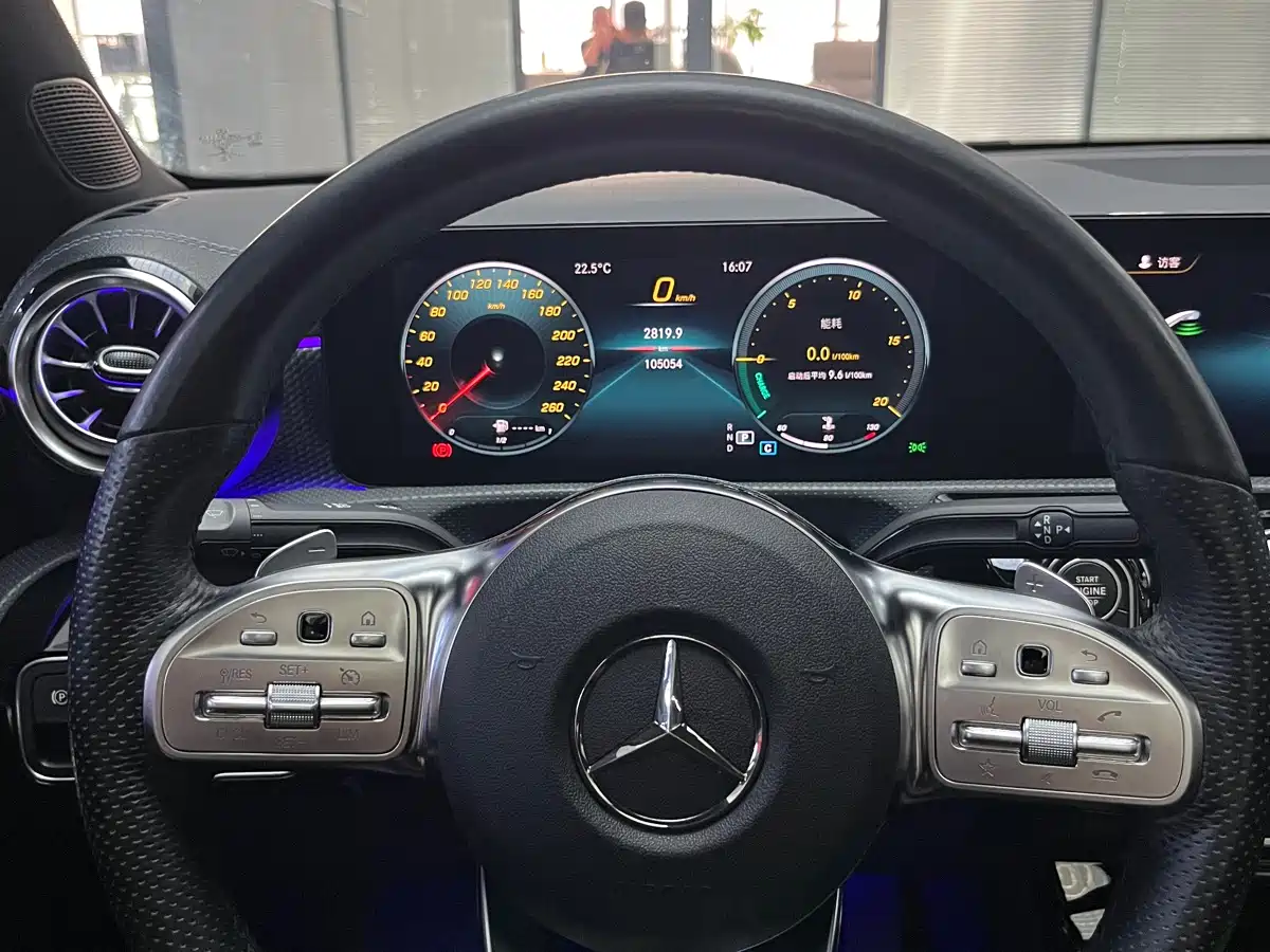Mercedes-Benz A-Class 2021 A 200 L Sport Sedan Dynamic Type фото 13