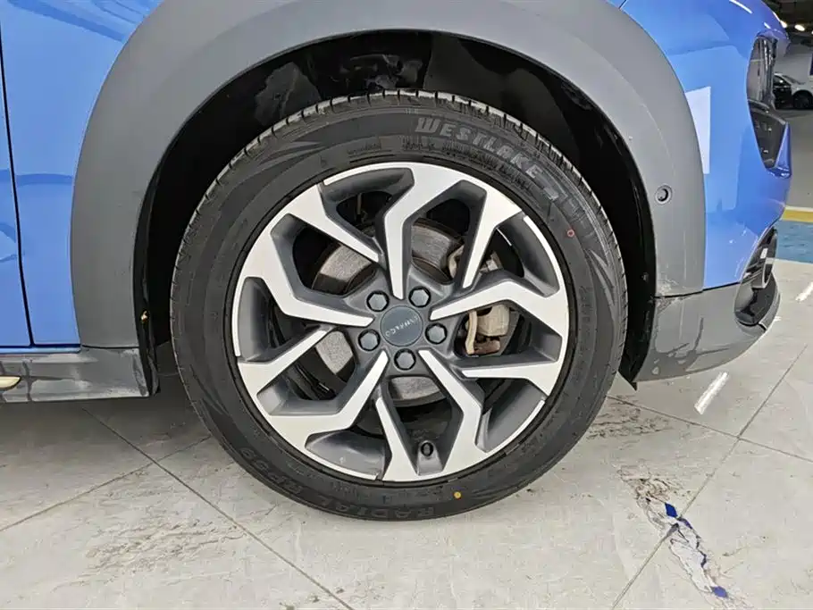 Lynk & Co 02 2018 1.5T DCT 2WD Power Pro Edition China V фото 6