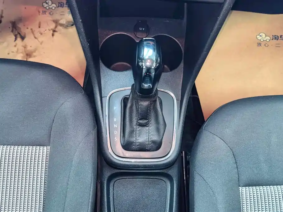 Volkswagen Polo 2018 1.5L Auto Safe Drive фото 16