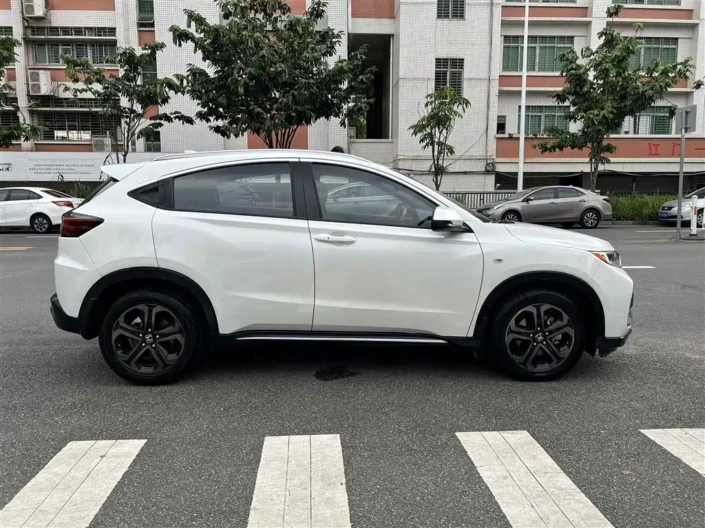 Фото 7 - Honda XR-V