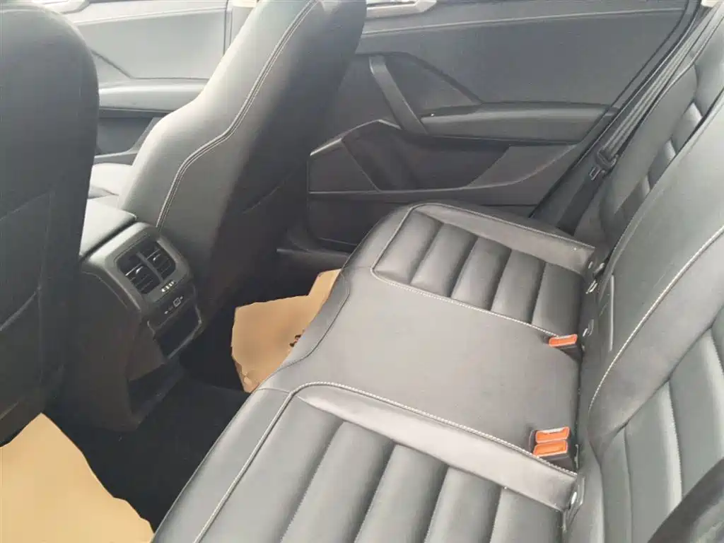 Volkswagen Tharu New Energy 2021 Panorama Premium Edition фото 17